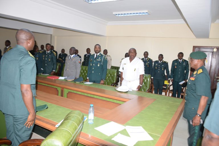 Les stagiaires du 30e diplôme d’Etat-major s’imprègnent des spécificités de l’Armée de Terre