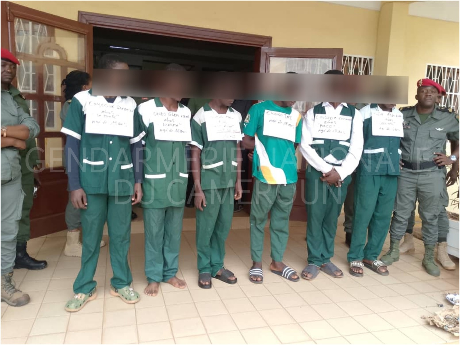 𝗙𝗜𝗚𝗛𝗧 𝗔𝗚𝗔𝗜𝗡𝗦𝗧 𝗬𝗢𝗨𝗧𝗛 𝗗𝗘𝗟𝗜𝗡𝗤𝗨𝗘𝗡𝗖𝗬: 𝗔 𝗚𝗔𝗡𝗚 𝗢𝗙 𝗗𝗘𝗔𝗟𝗘𝗥𝗦 𝗗𝗜𝗦𝗚𝗨𝗜𝗦𝗘𝗗 𝗔𝗦 𝗦𝗧𝗨𝗗𝗘𝗡𝗧𝗦 𝗡𝗔𝗕𝗕𝗘𝗗 𝗜𝗡 𝗔 𝗖𝗢𝗟𝗟𝗘𝗚𝗘 𝗜𝗡 𝗬𝗔𝗢𝗨𝗡𝗗𝗘