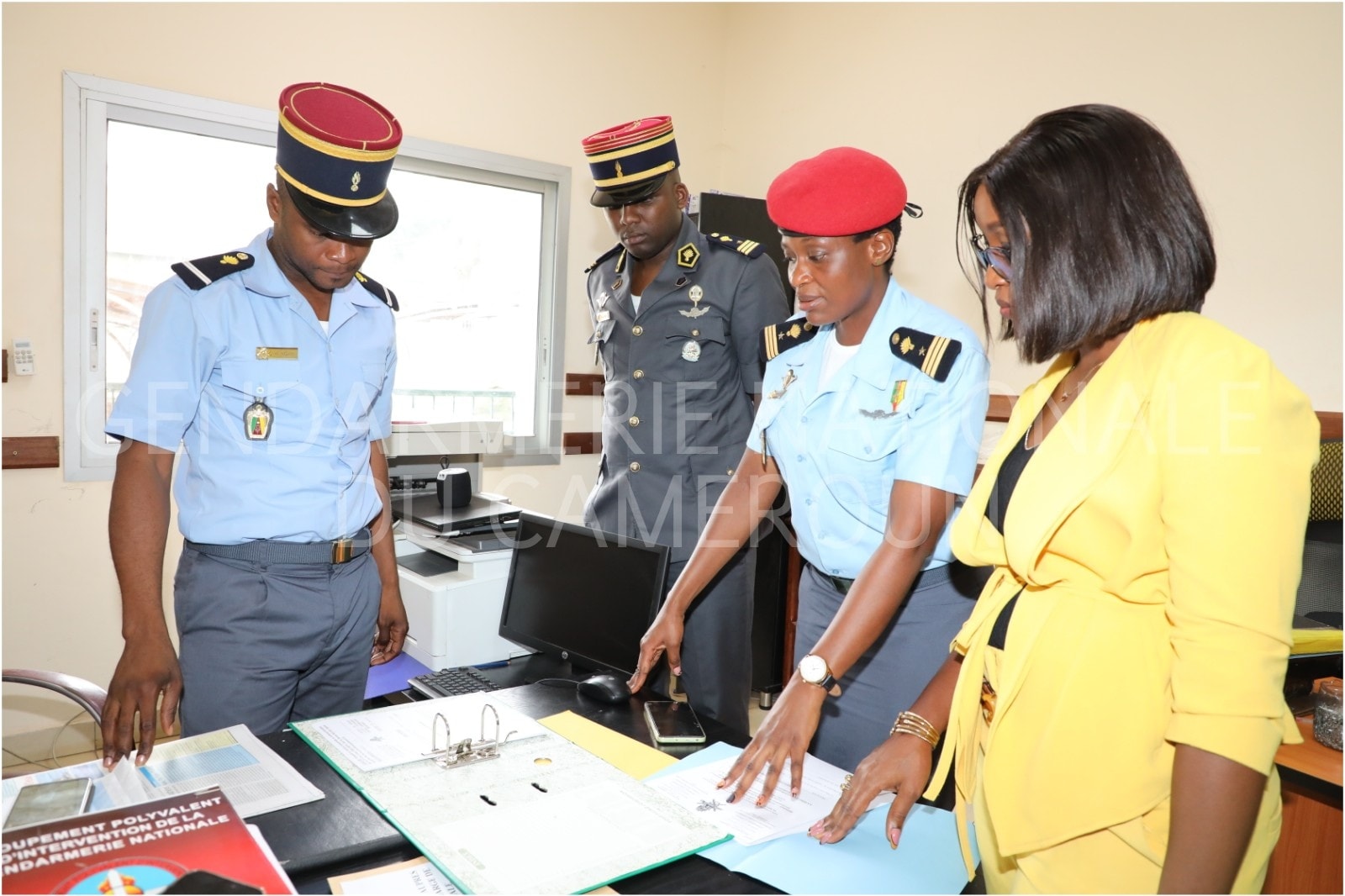 THE NATIONAL GENDARMERIE MOBILIZES TO PROMOTE BILINGUALISM