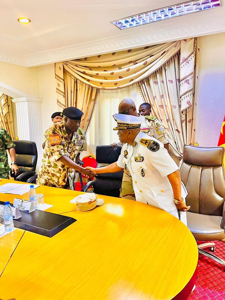 VISITE DE PRÉSENTATION DU COMMANDANT DE LA FORCE MULTINATIONALE MIXTE DE LA COMMISSION DU BASSIN DU LAC TCHAD (FMM/CBLT)