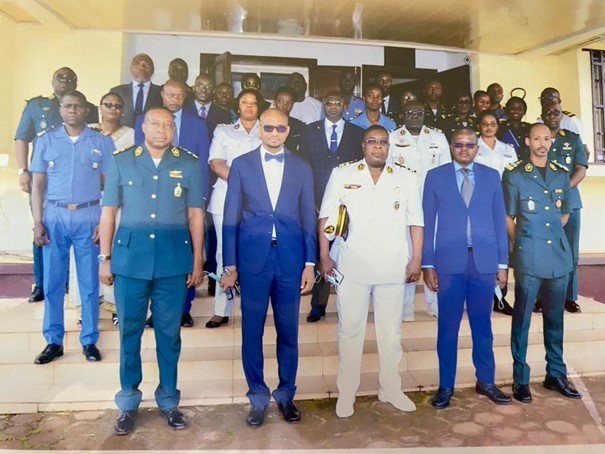 Photo de famille  séminaire de renforcement des capacités à Yaoundé