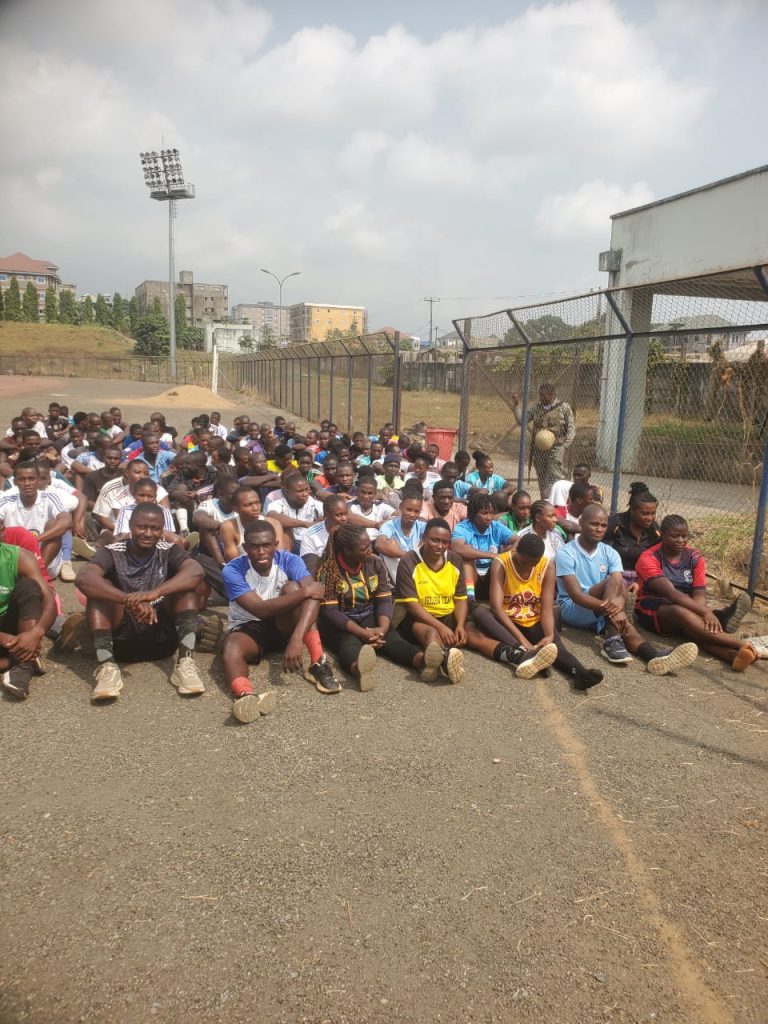 Recrutement des PNO au profit des Armées : les visites médicales sommaires et les épreuves sportives en cours sur l’étendue du territoire national