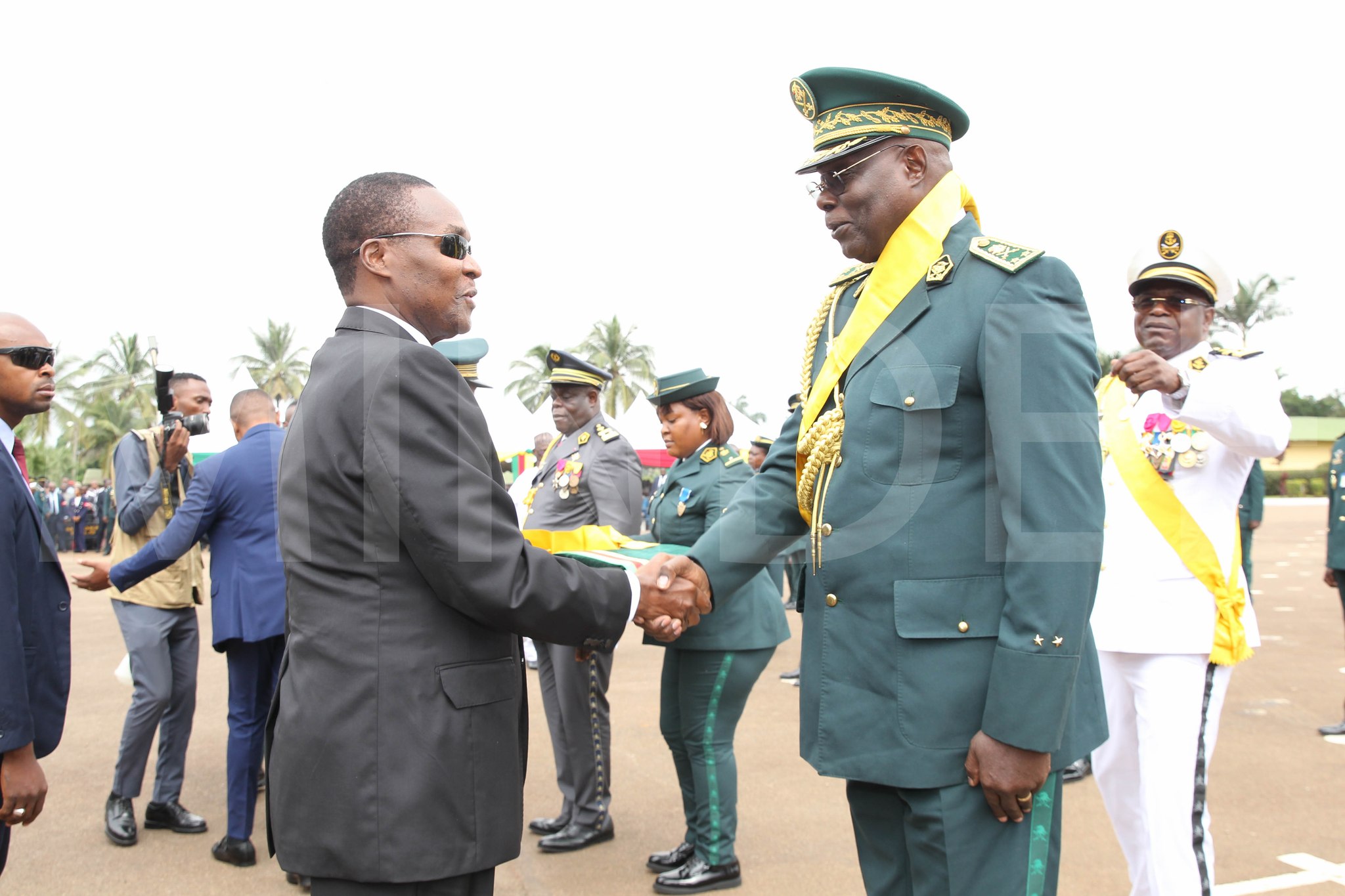 MILITARY, CIVILIAN PERSONNEL RECEIVE NEW EPAULETTES, MEDALS IN RECOGNITION OF THEIR SERVICES TO THE NATION