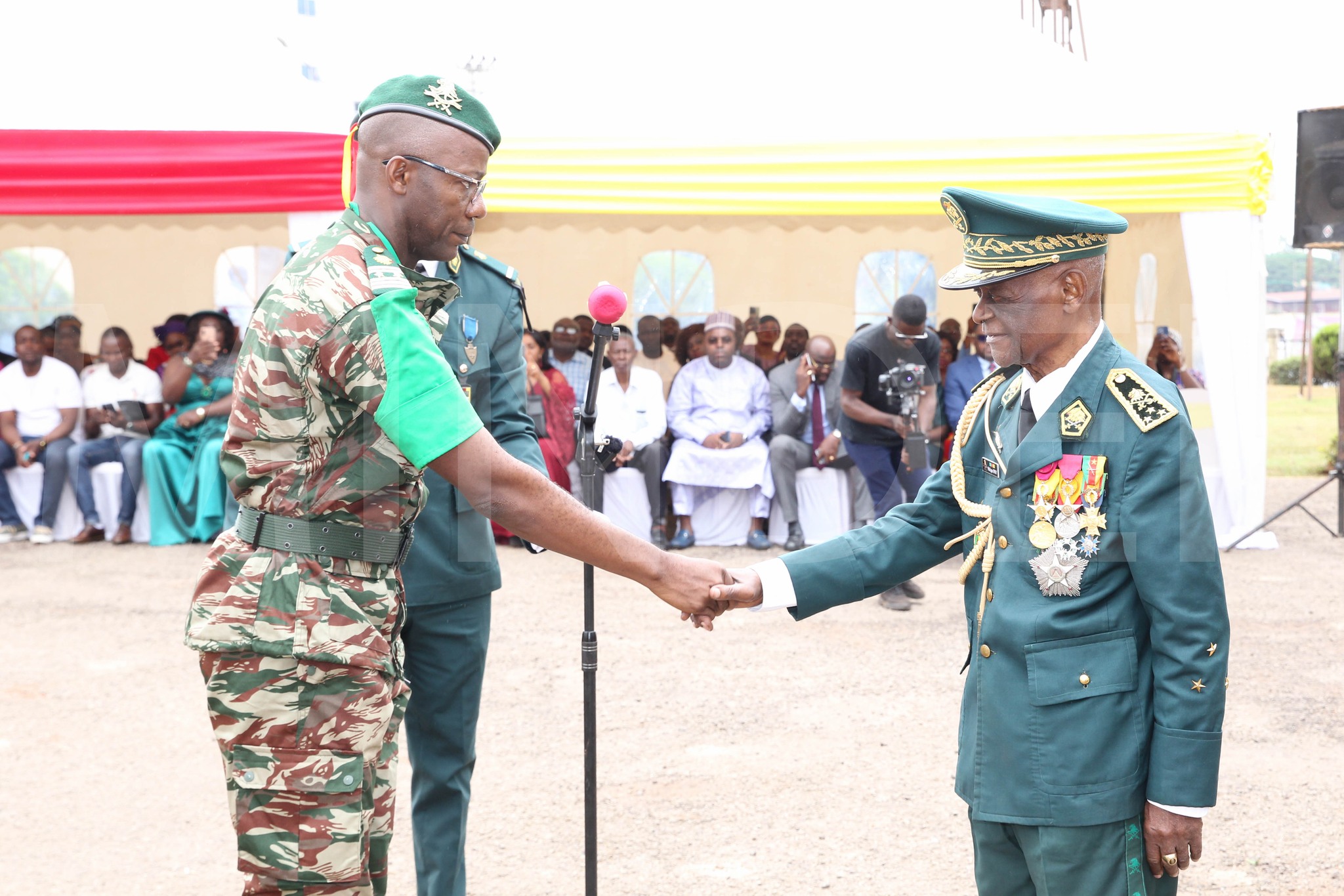 CÉRÉMONIE D’INSTALLATION DU COMMANDEMENT DE L’ÉCOLE D’ÉTAT MAJOR (COMEEM)