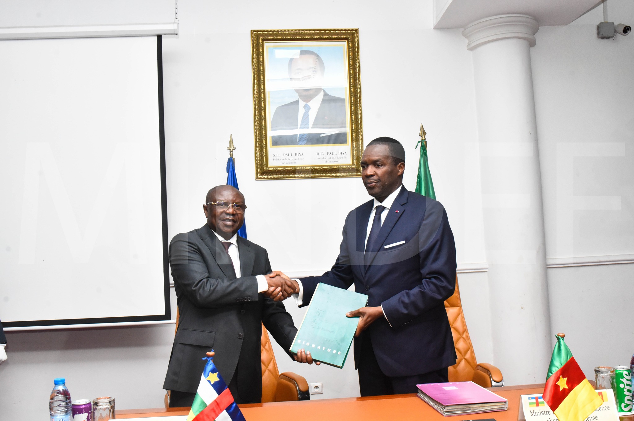 SIGNATURE DE L’ACCORD DE PARTENARIAT DE DÉFENSE ENTRE LE CAMEROUN ET LA RCA