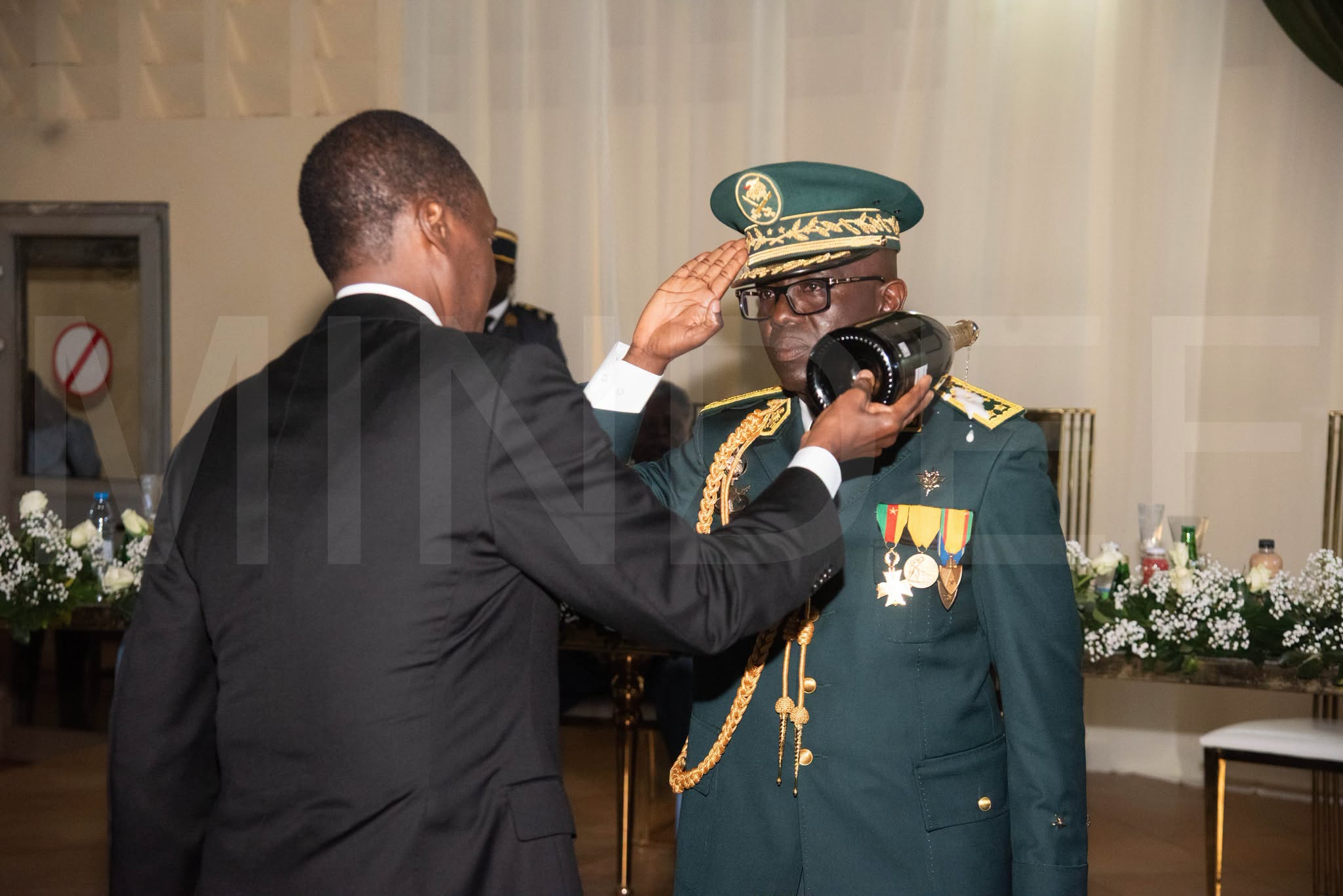 LE GÉNÉRAL DE BRIGADE NCHANKOU OUMAR CÉLÈBRE SA PROMOTION AU GRADE D’OFFICIER GÉNÉRAL